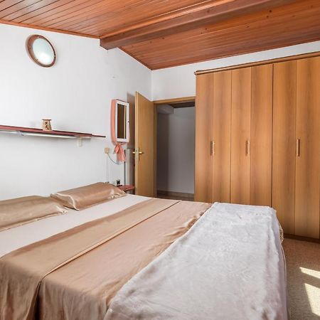 Apartment Magda With A Parking Space And Sea View Rijeka Exterior foto